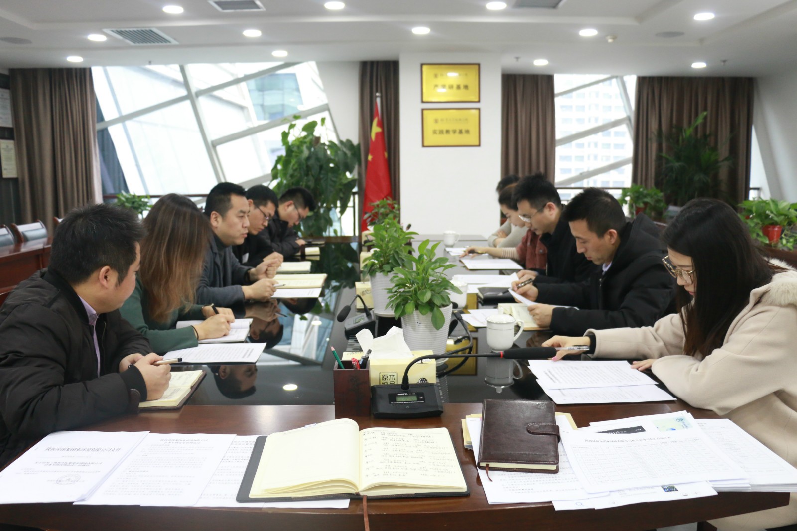 15456105318814651vP8.jpg yong_meitu_1.jpg