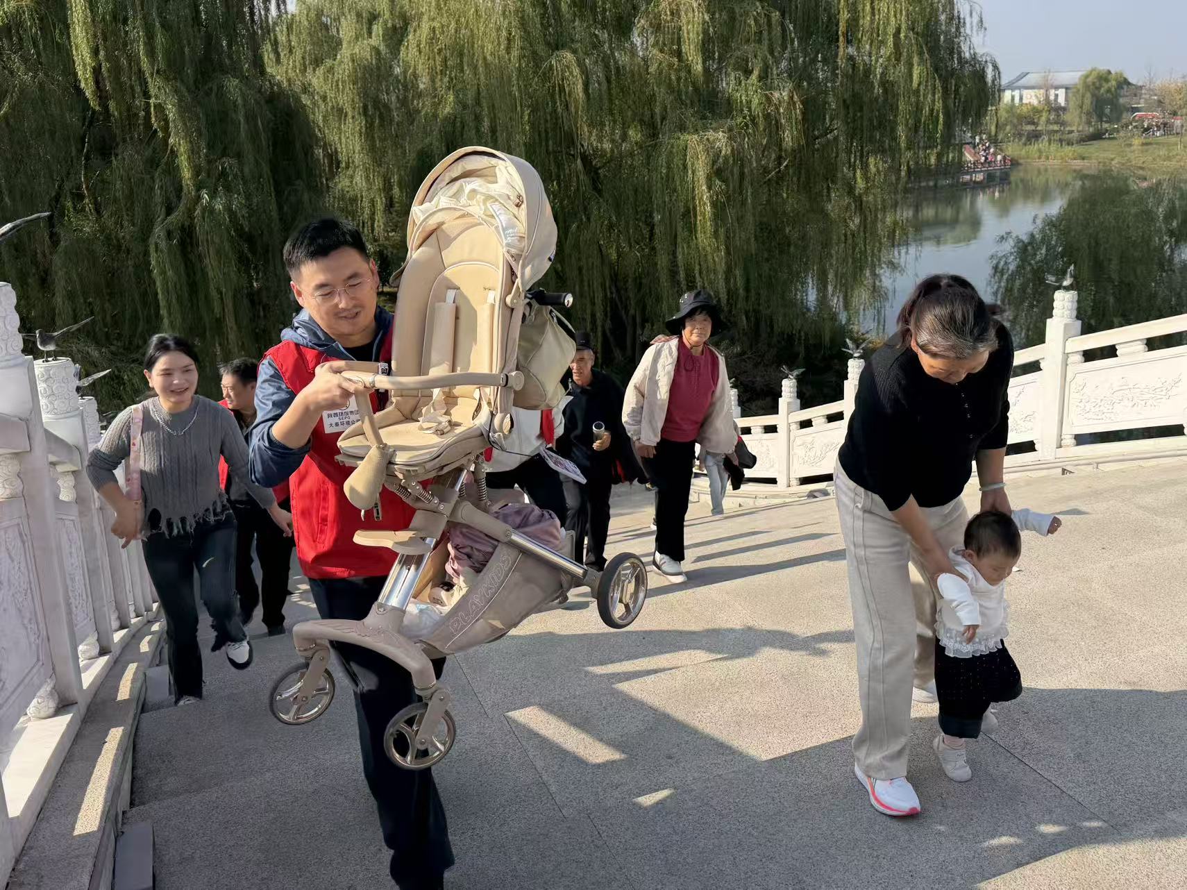 17622266442084471MAu.jpg 大秦环境公司2.jpg